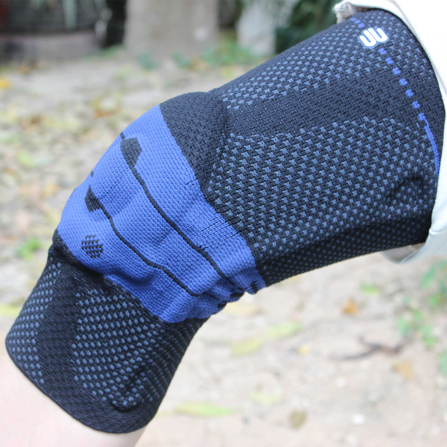 Genutrain 8th Gen Knee Brace C - Knee Sleeve Compression のレビューと価格
